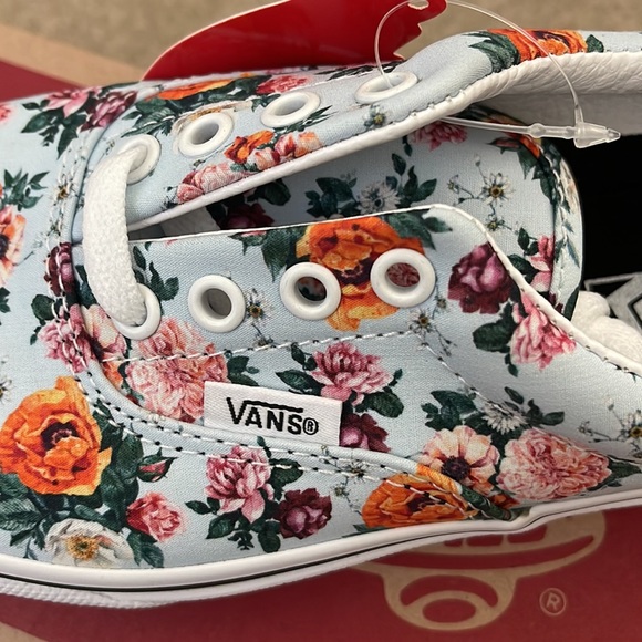 Vans Era Sneakers - Picture 3 of 6